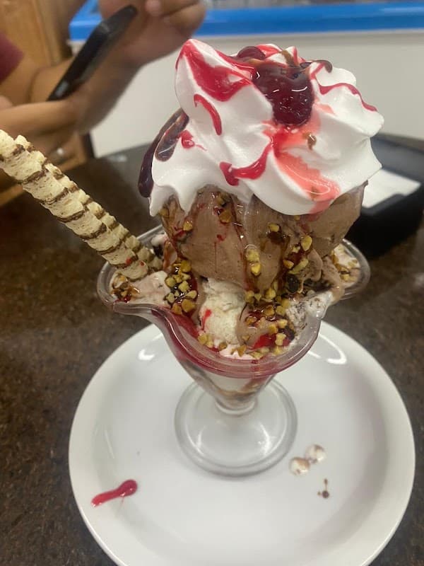 L'anelli sorvetes e açaí