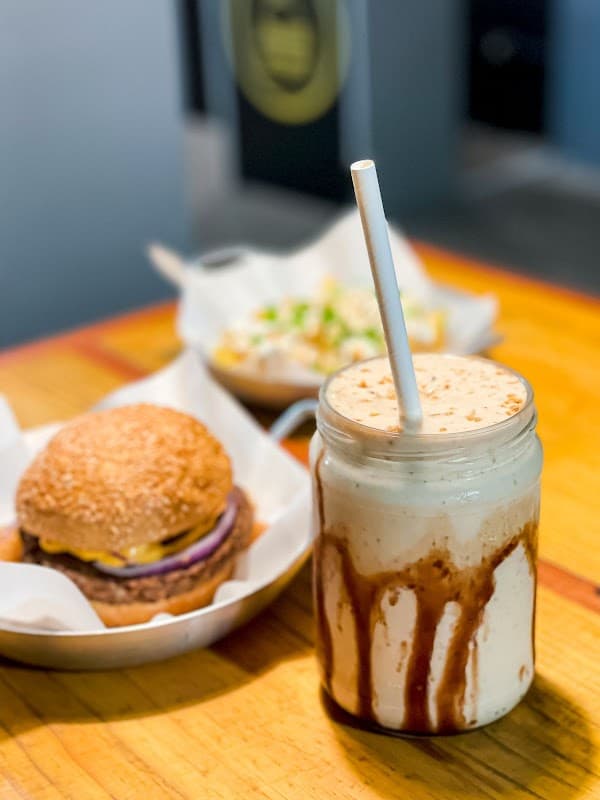 Hasta la Vegan, Burger!