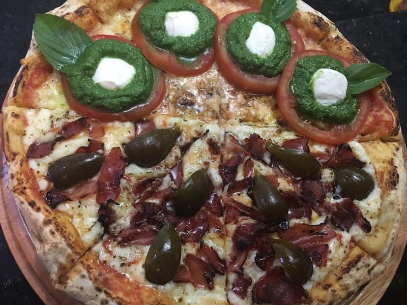 Amici pizzaria e choperia