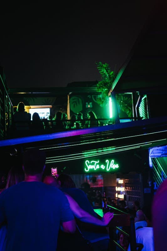 Vibes Coffee Shop | Bar em Americana