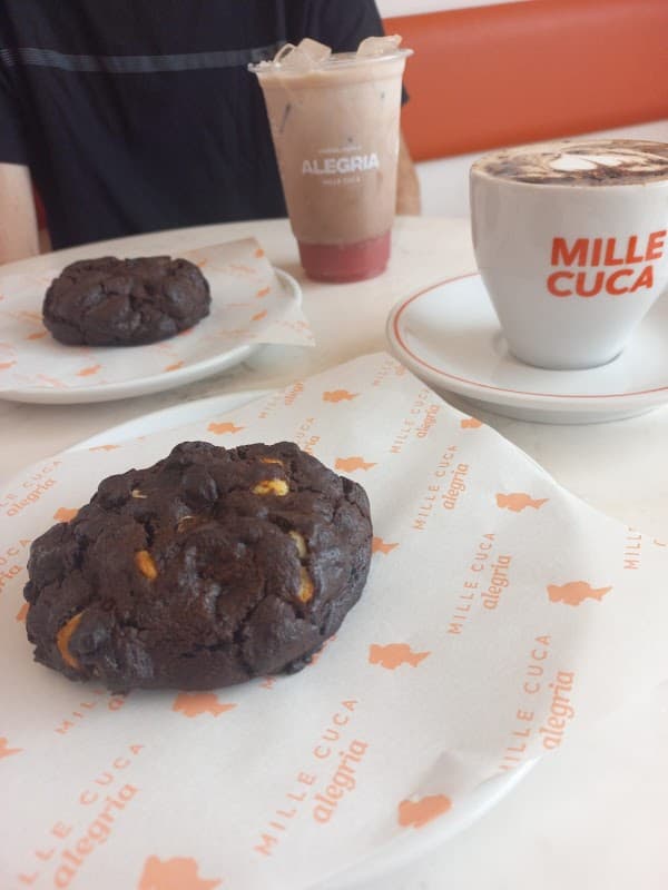 Mille Cuca Americana | Cookies, Sanduíches & Cafés
