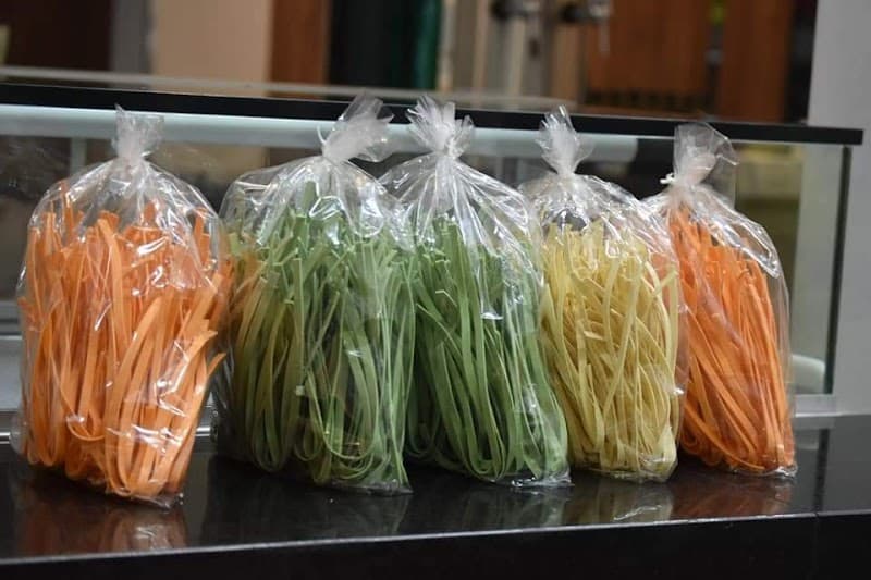 Italian Massas e grelhados