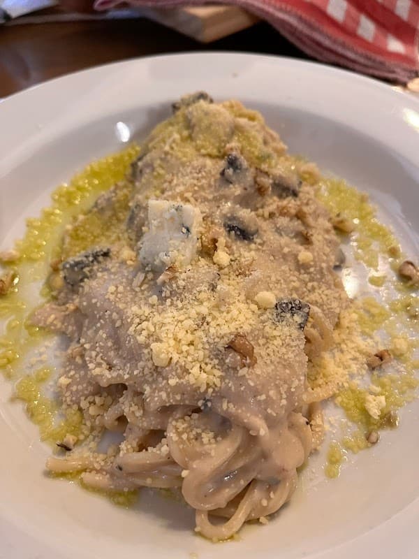 Tutti Auguri - Emporio Cucina Italiana