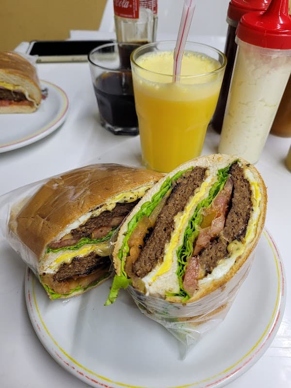Kintal Lanches