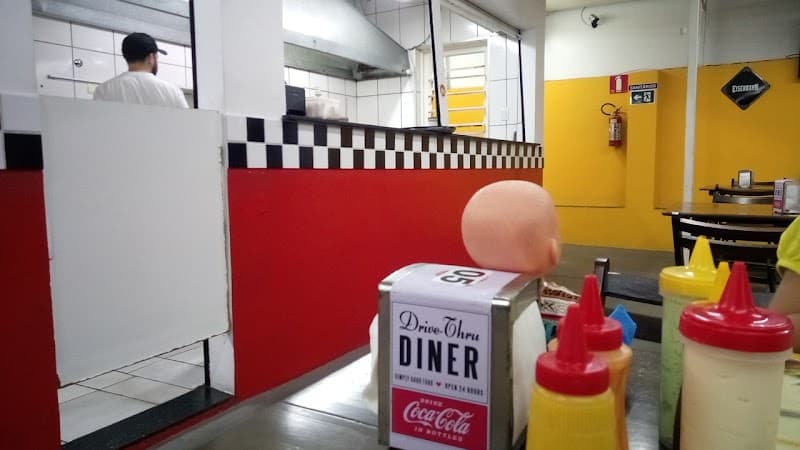 TUCA LANCHES