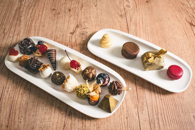 Lien Patisserie